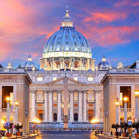 Aroma Vaticano - L'Aroma Di Roma Luaran gambar